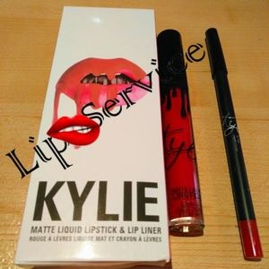 KYLIE JENNER LIP KIT - CANDY K...SOO.HOT